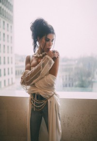 Николь 23 года м.Киевская