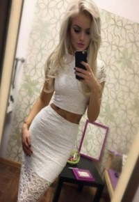 Ася 22 года м.Добрынинская