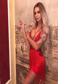 Анюточка 23 года м.Бунинская-аллея