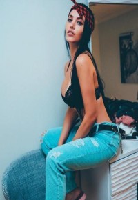 Таня 24 года м.Митино